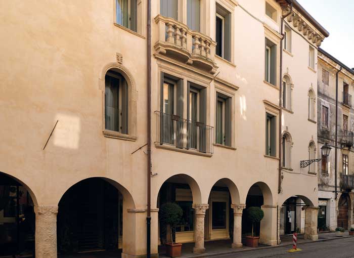 DVE palazzetto cso fogazzaro